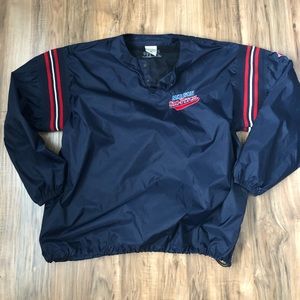 Thin pullover jacket